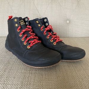 Women’s size 7.5 KEDS